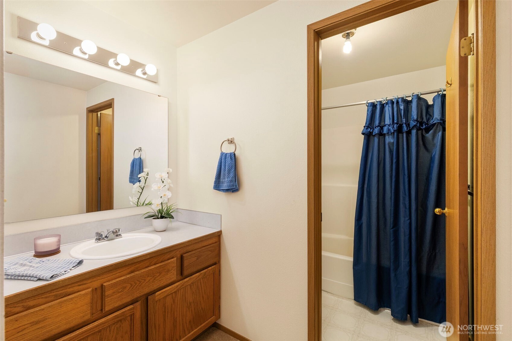4711 NW Cascade Street , Silverdale, WA 98383