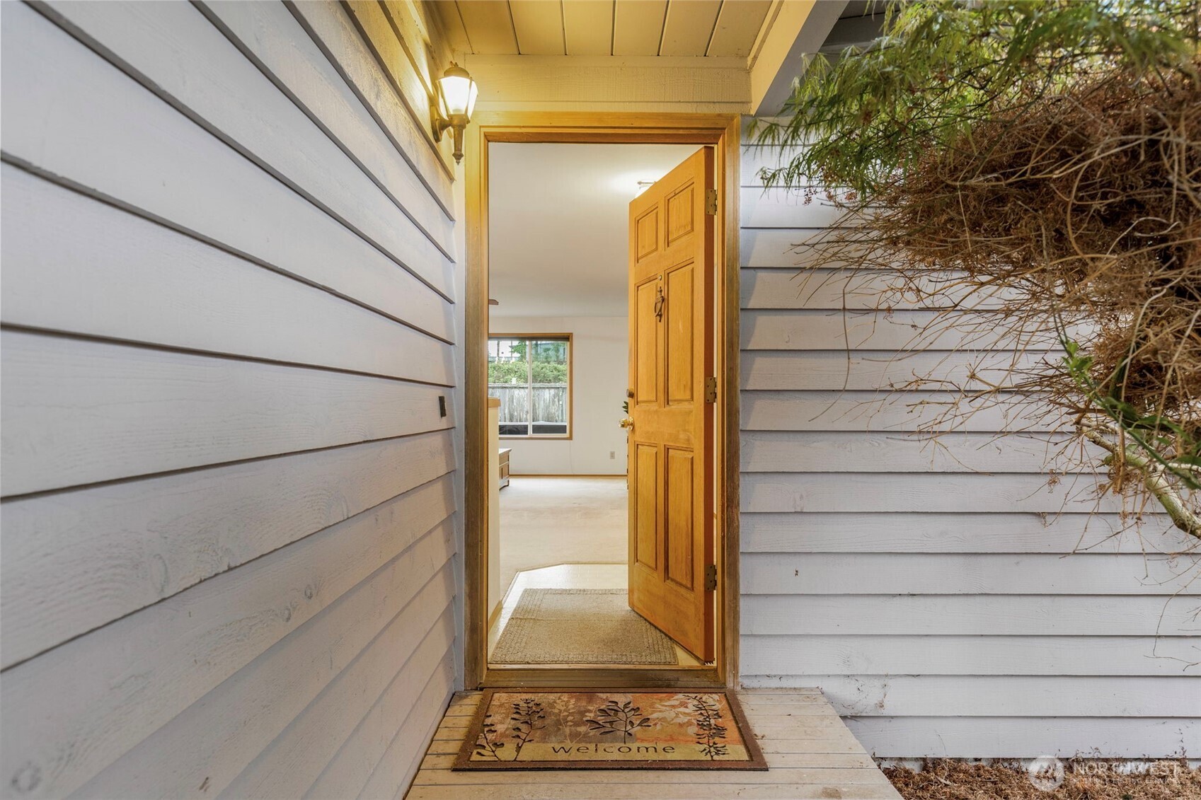4711 NW Cascade Street , Silverdale, WA 98383