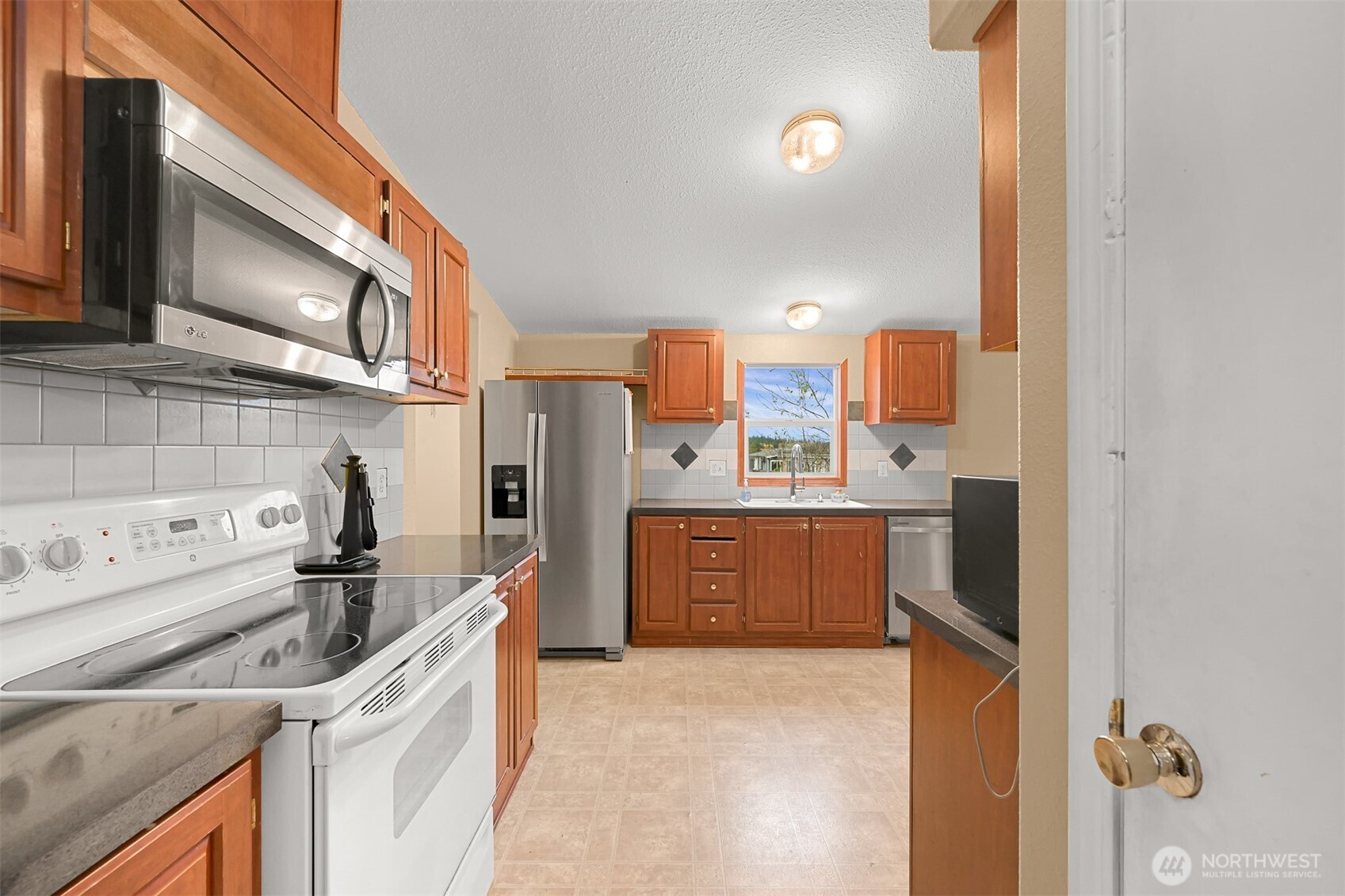 4716 Fir Drive , Blaine, WA 98230