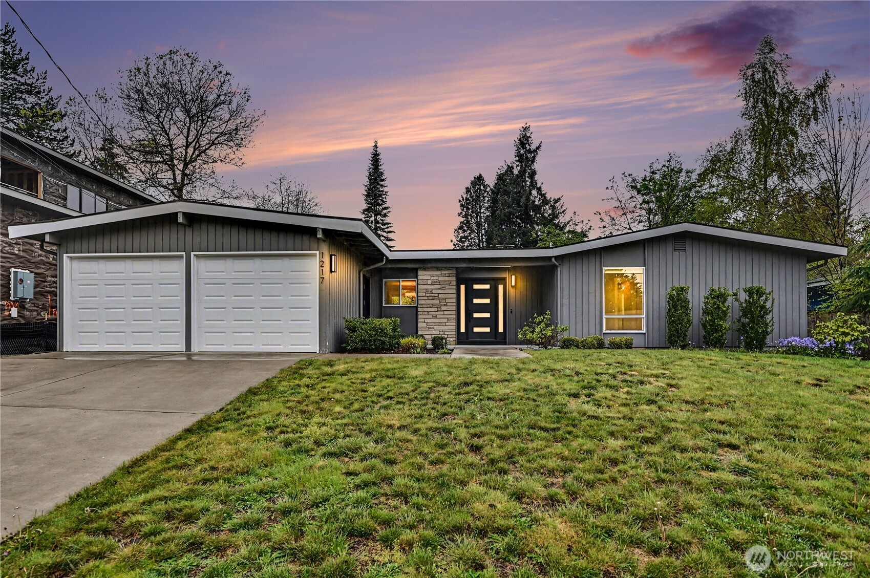 1217 150th Avenue SE, Bellevue, WA 98007