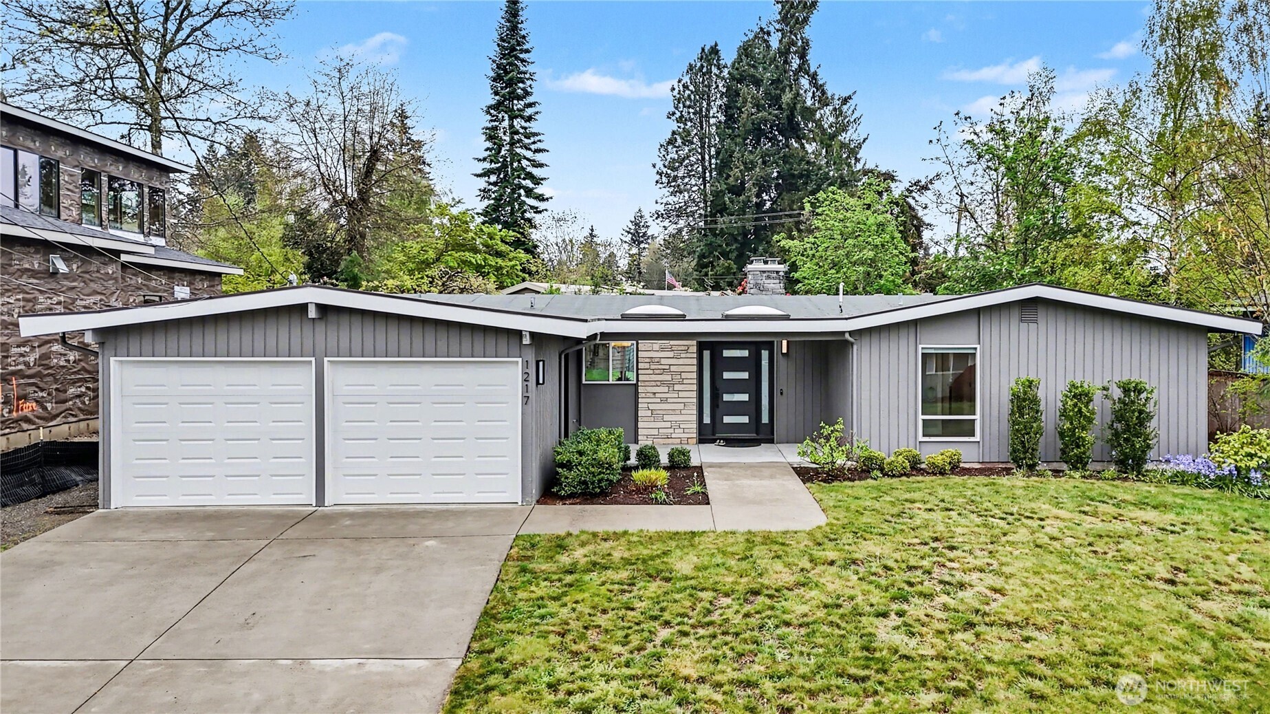 1217 150th Avenue SE, Bellevue, WA 98007