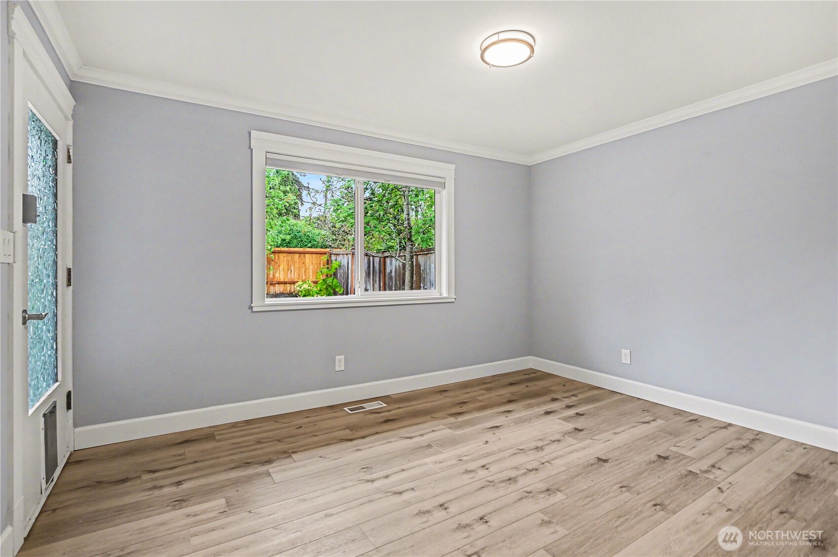 1217 150th Avenue SE, Bellevue, WA 98007