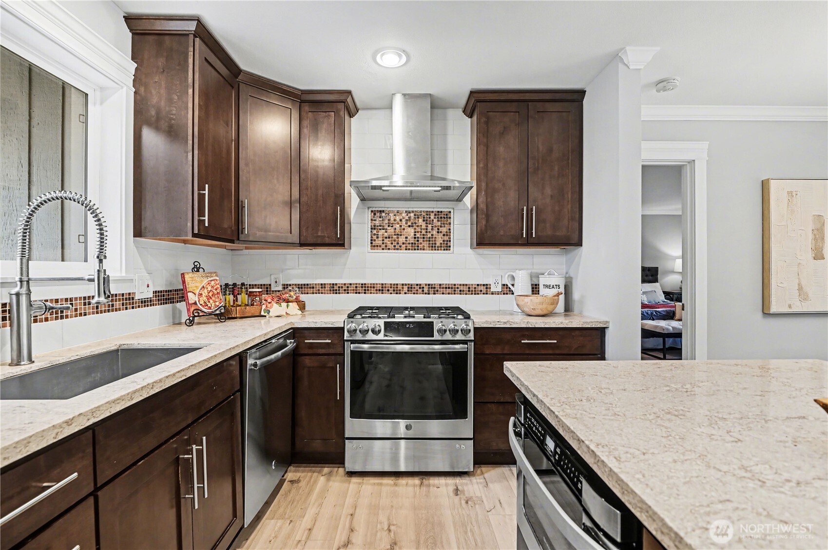 1217 150th Avenue SE, Bellevue, WA 98007