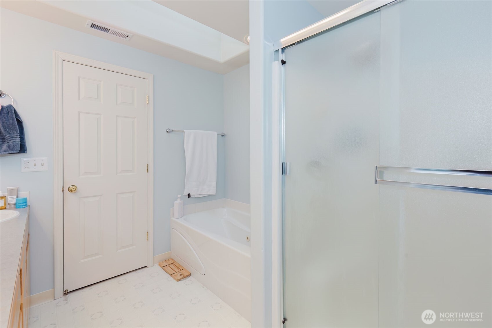 8324 Sweetbrier Loop SE, Olympia, WA 98513