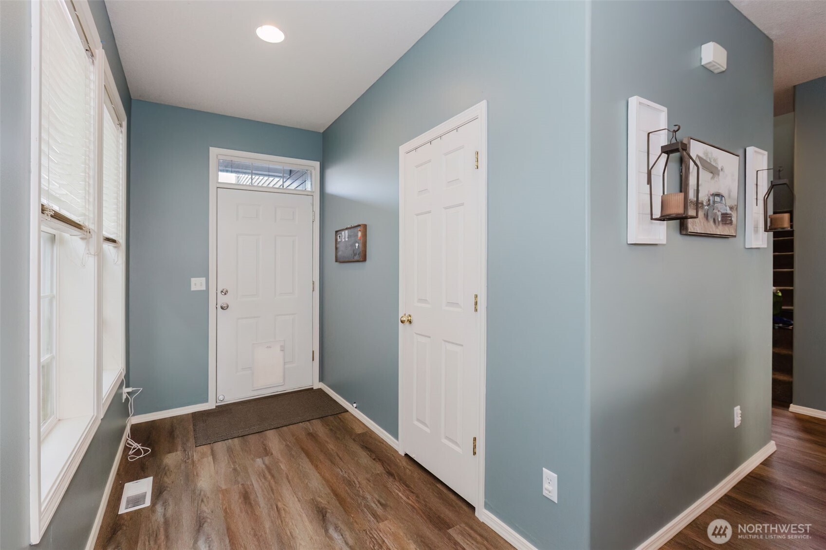 8324 Sweetbrier Loop SE, Olympia, WA 98513