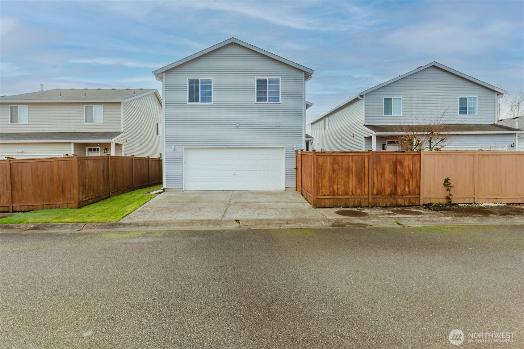 8324 Sweetbrier Loop SE, Olympia, WA 98513