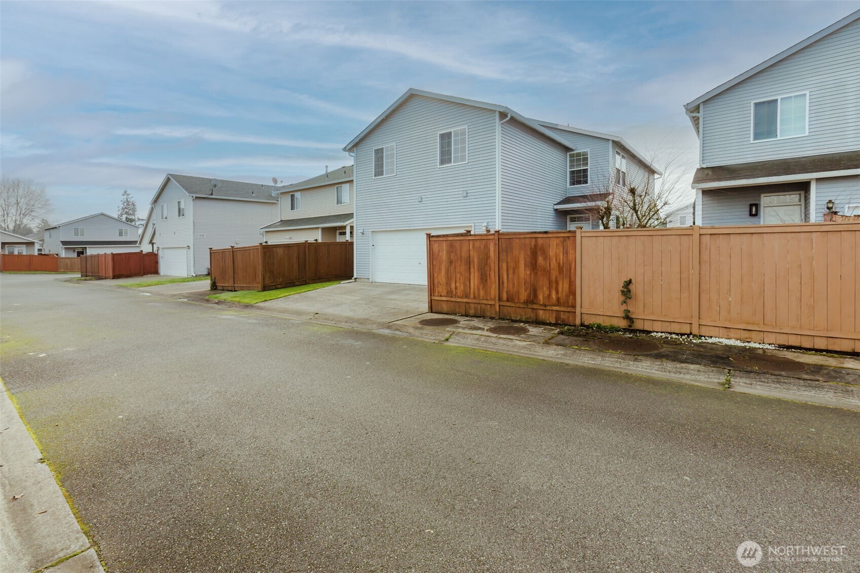 8324 Sweetbrier Loop SE, Olympia, WA 98513