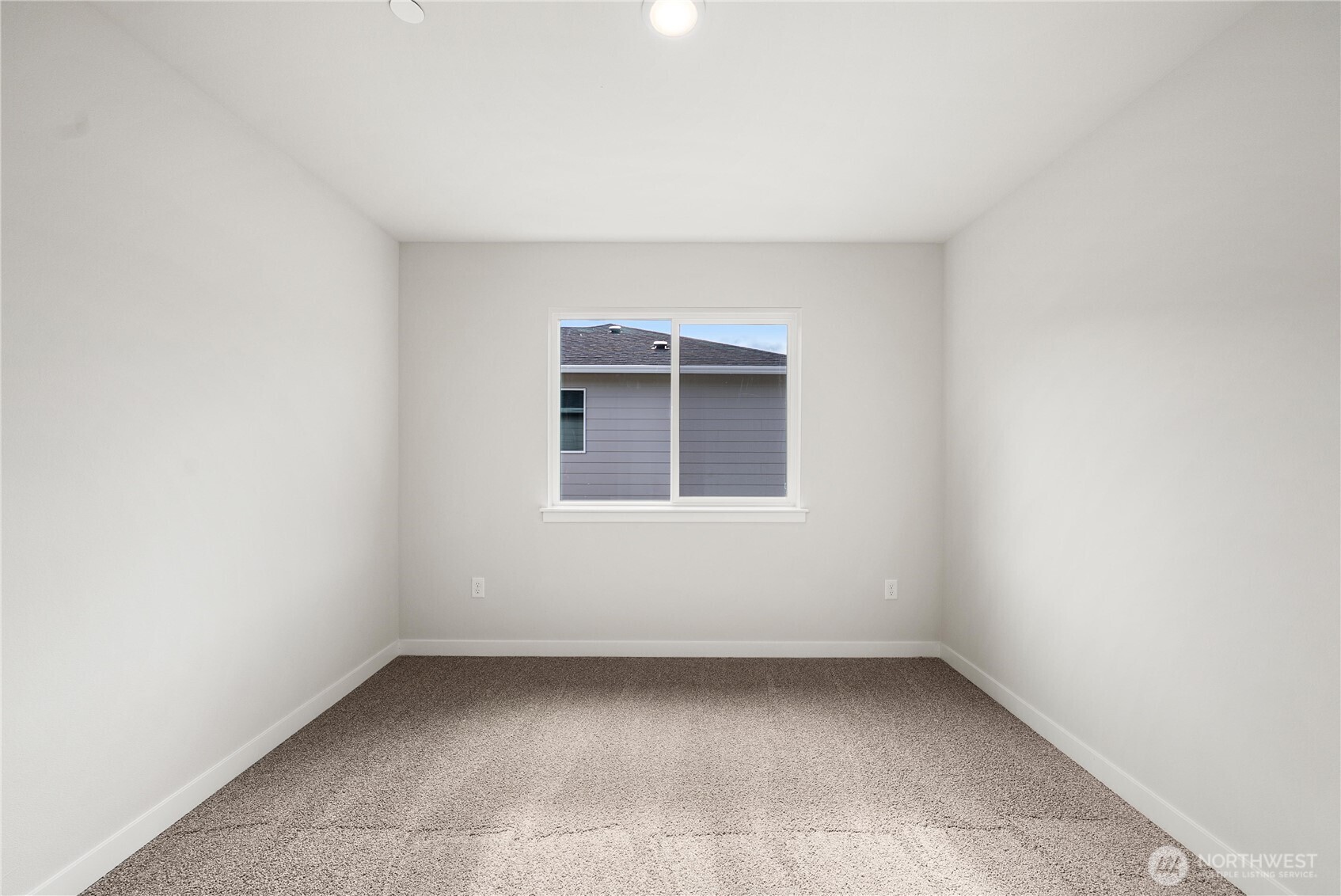 3982 Flat Top Drive , Bremerton, WA 98312