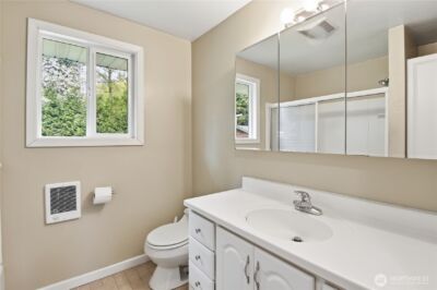 12010 38th Ave Ne , Marysville, WA 98271 - Photo 14