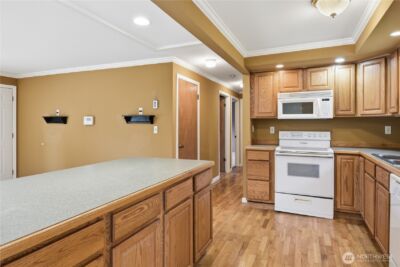 12010 38th Ave Ne , Marysville, WA 98271 - Photo 10