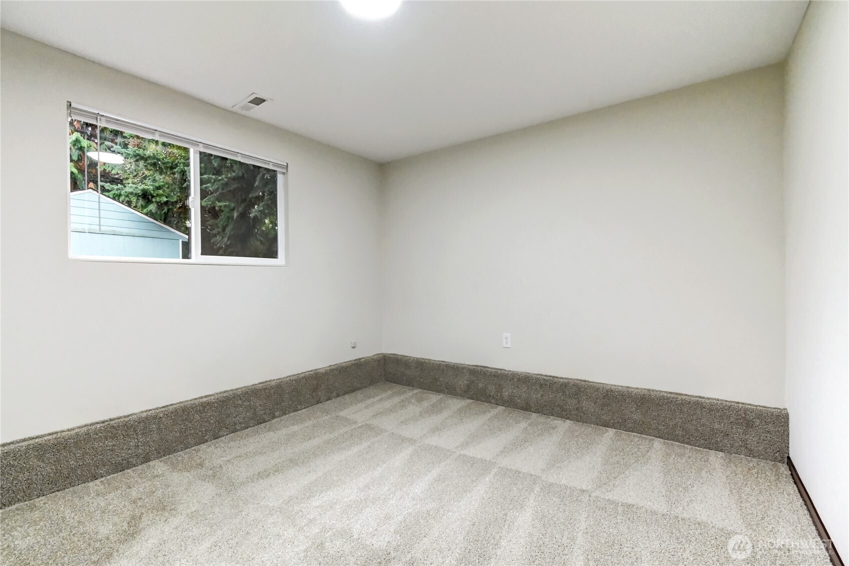 11125 NE 129th Street , Kirkland, WA 98034