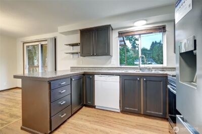 11125 NE 129th Street , Kirkland, WA 98034 - Photo 8