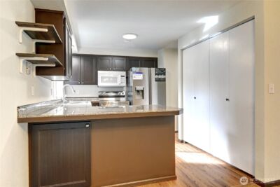 11125 NE 129th Street , Kirkland, WA 98034 - Photo 9