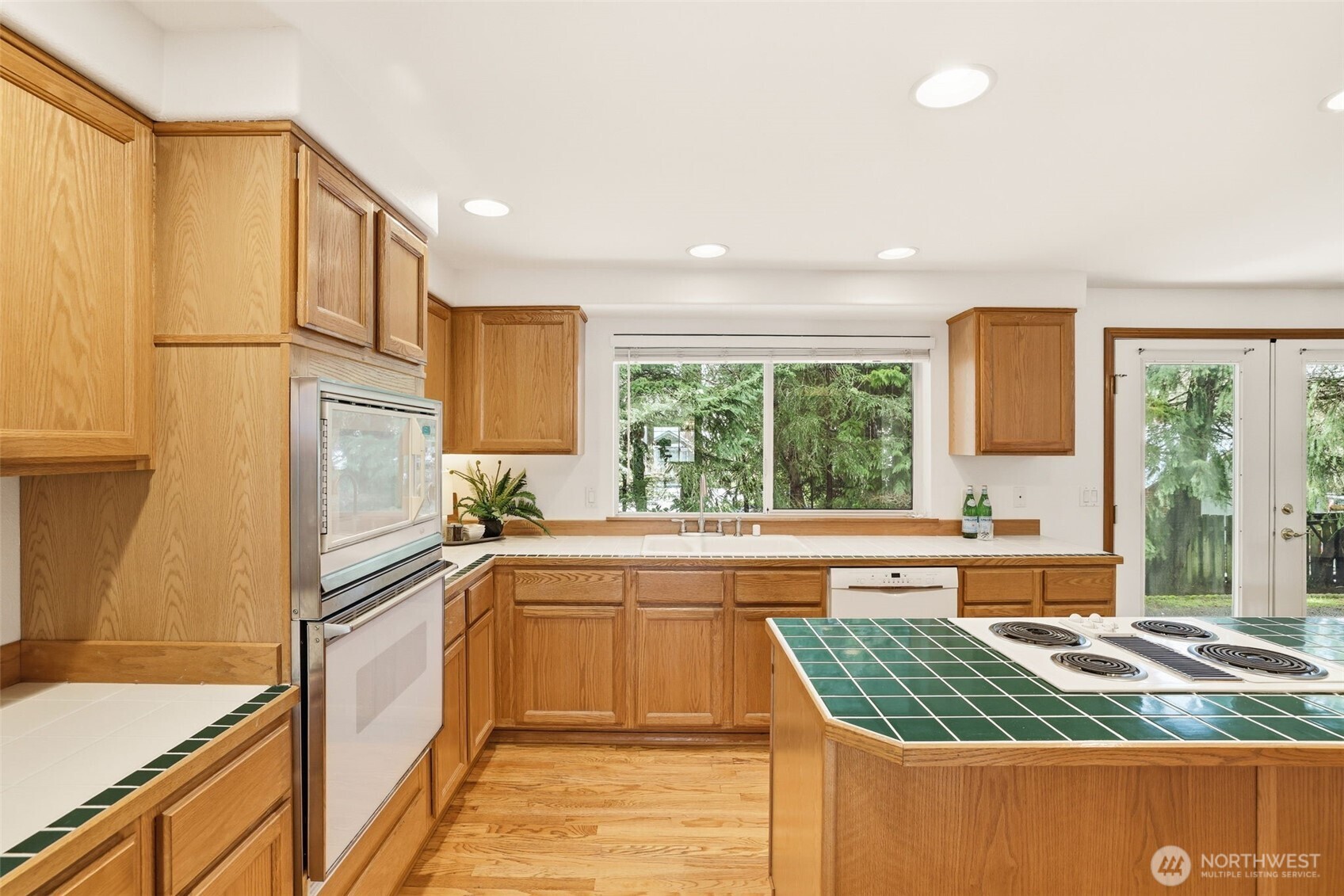 32413 7th Avenue SW, Federal Way, WA 98023