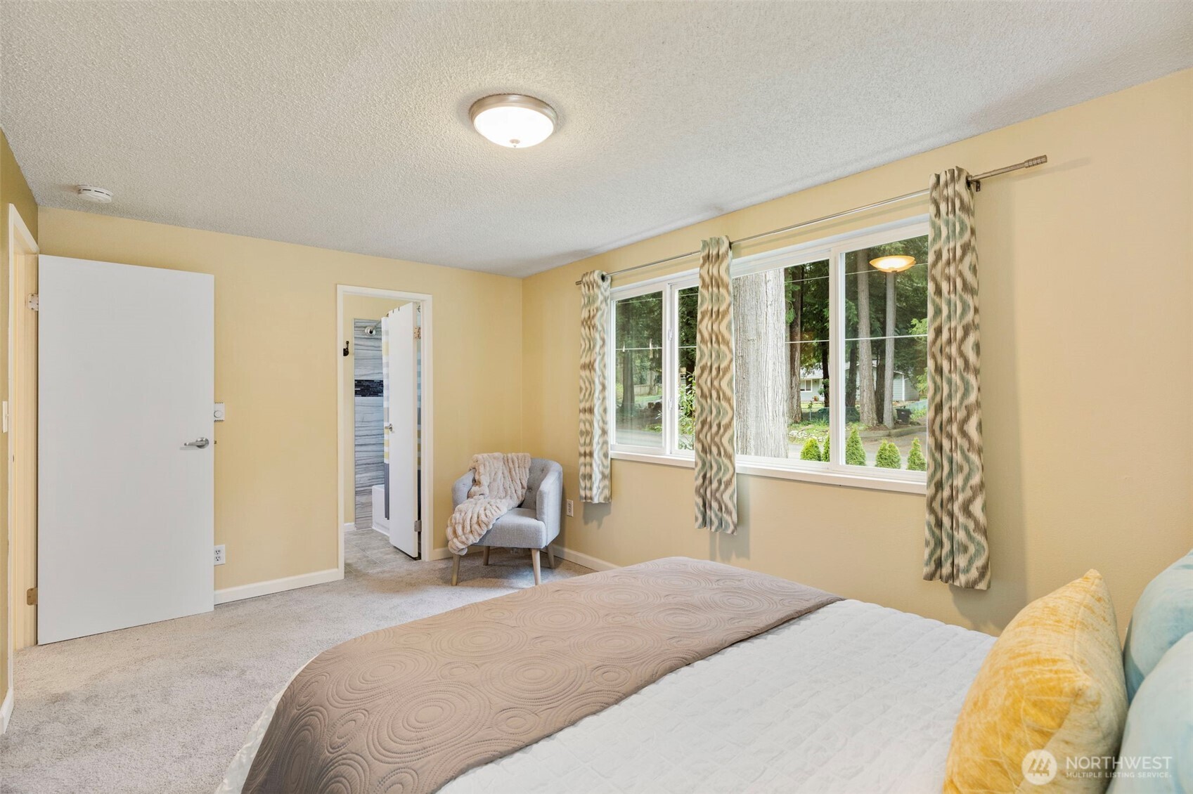 4460 Fir Drive NE, Bremerton, WA 98310