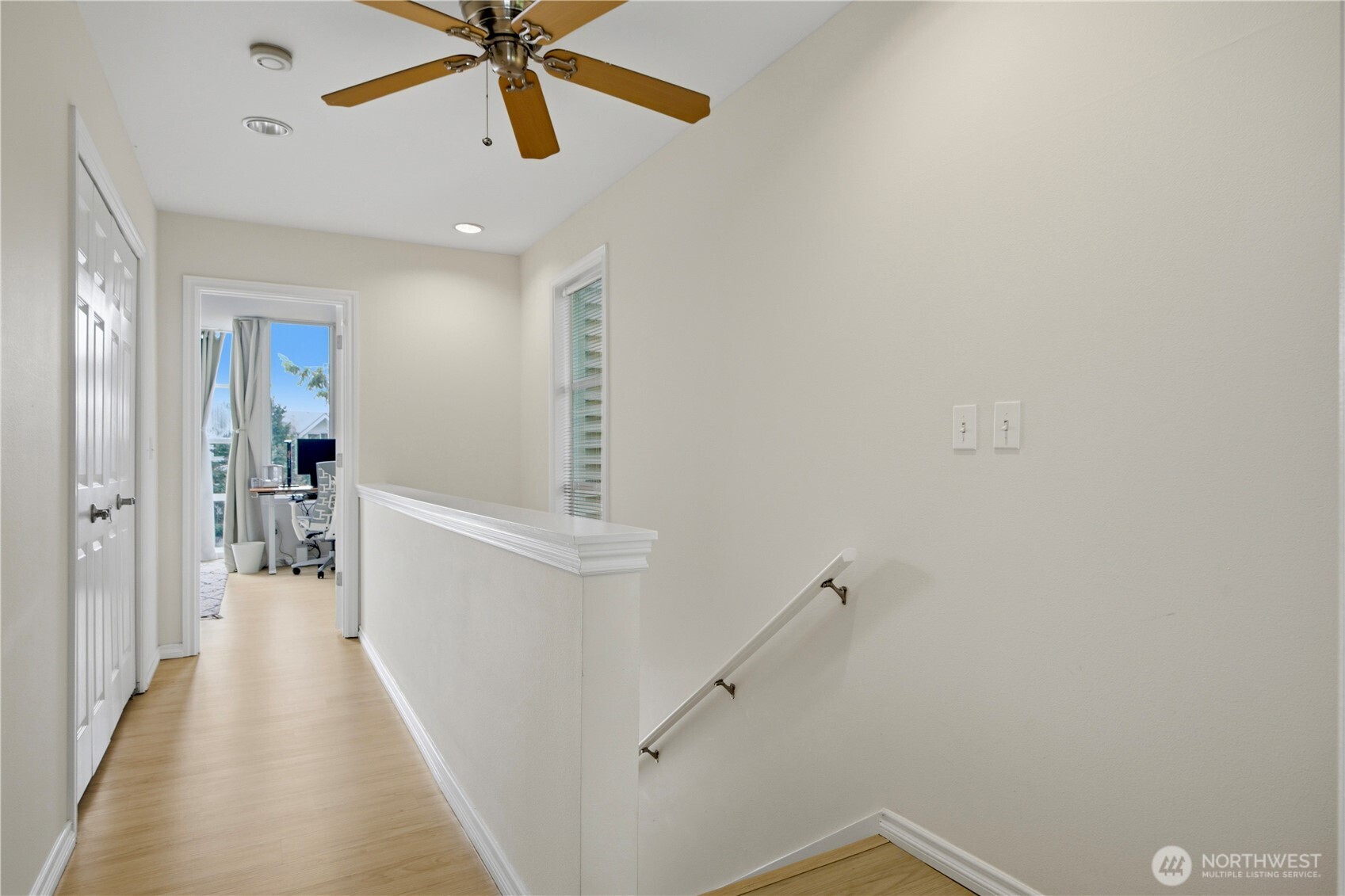 436 4th Ave #436, Kirkland, WA 98033
