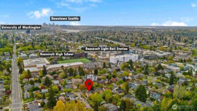 1322 NE 70th Street , Seattle, WA 98115-5631 - Photo 2