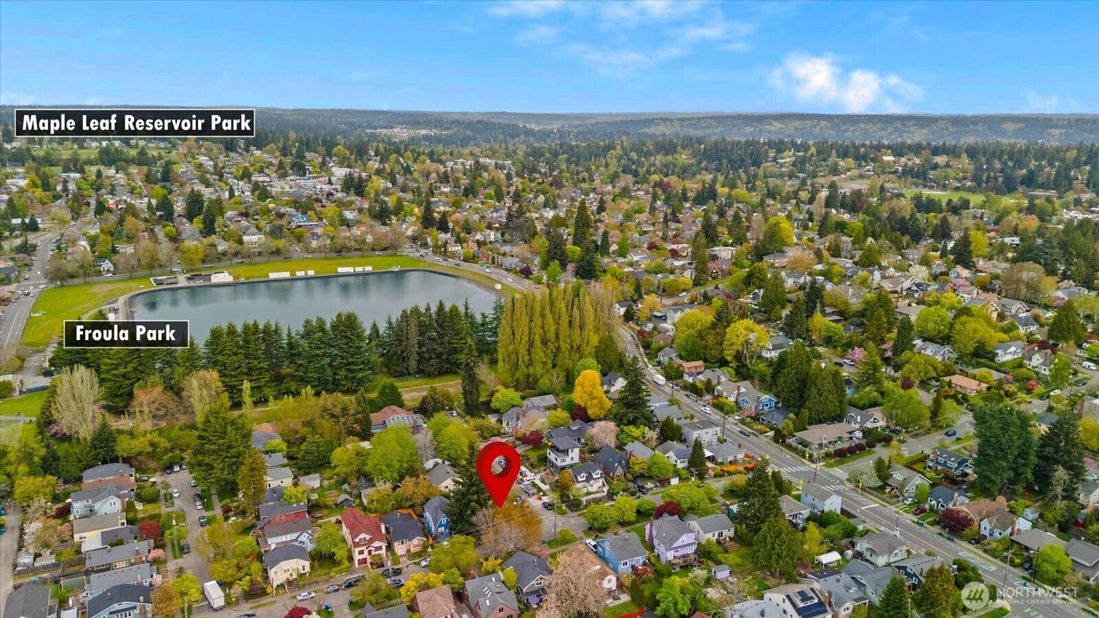 1322 NE 70th Street , Seattle, WA 98115-5631