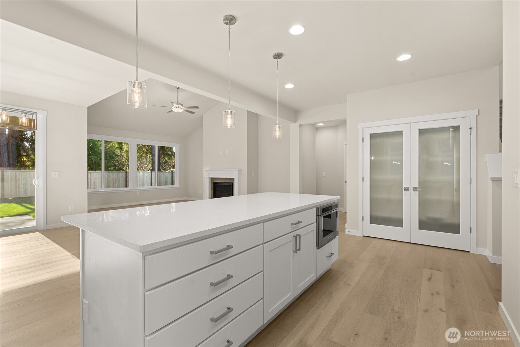 5216 Klahanie Drive NW, Olympia, WA 98502