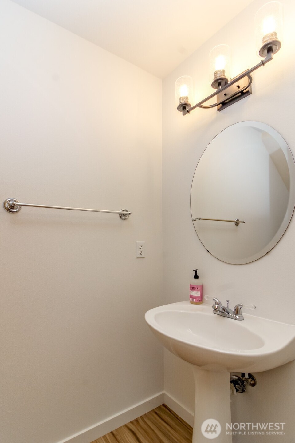 14810 68th Ave E , Puyallup, WA 98375