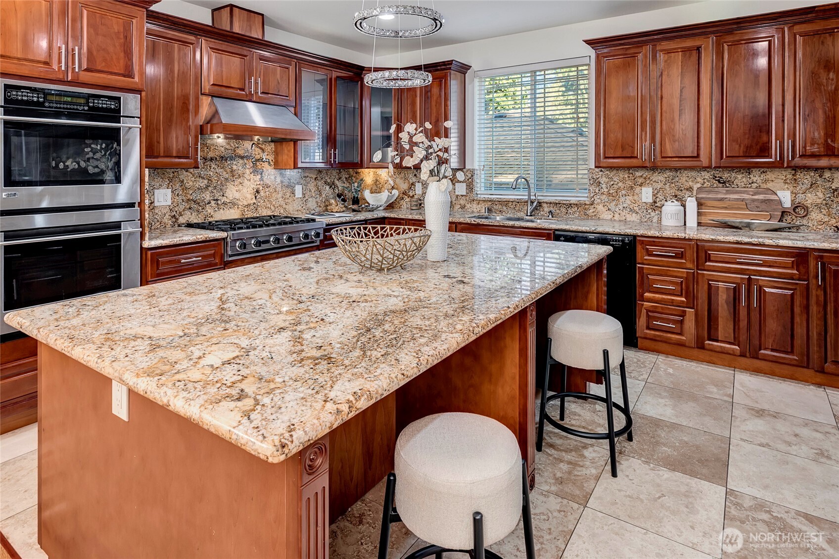 14534 27th Avenue NE, Shoreline, WA 98155