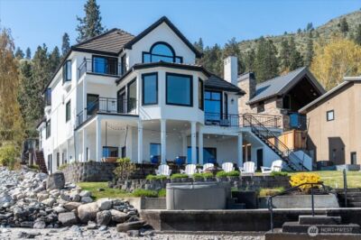 3300 S Lakeshore Rd , Chelan, WA 98816