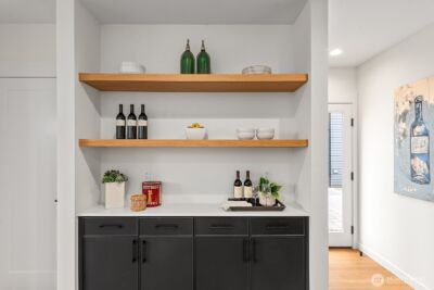 4116 A Burke Avenue N, Seattle, WA 98103 - Photo 15