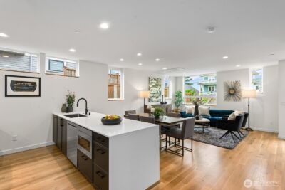 4116 A Burke Avenue N, Seattle, WA 98103 - Photo 11