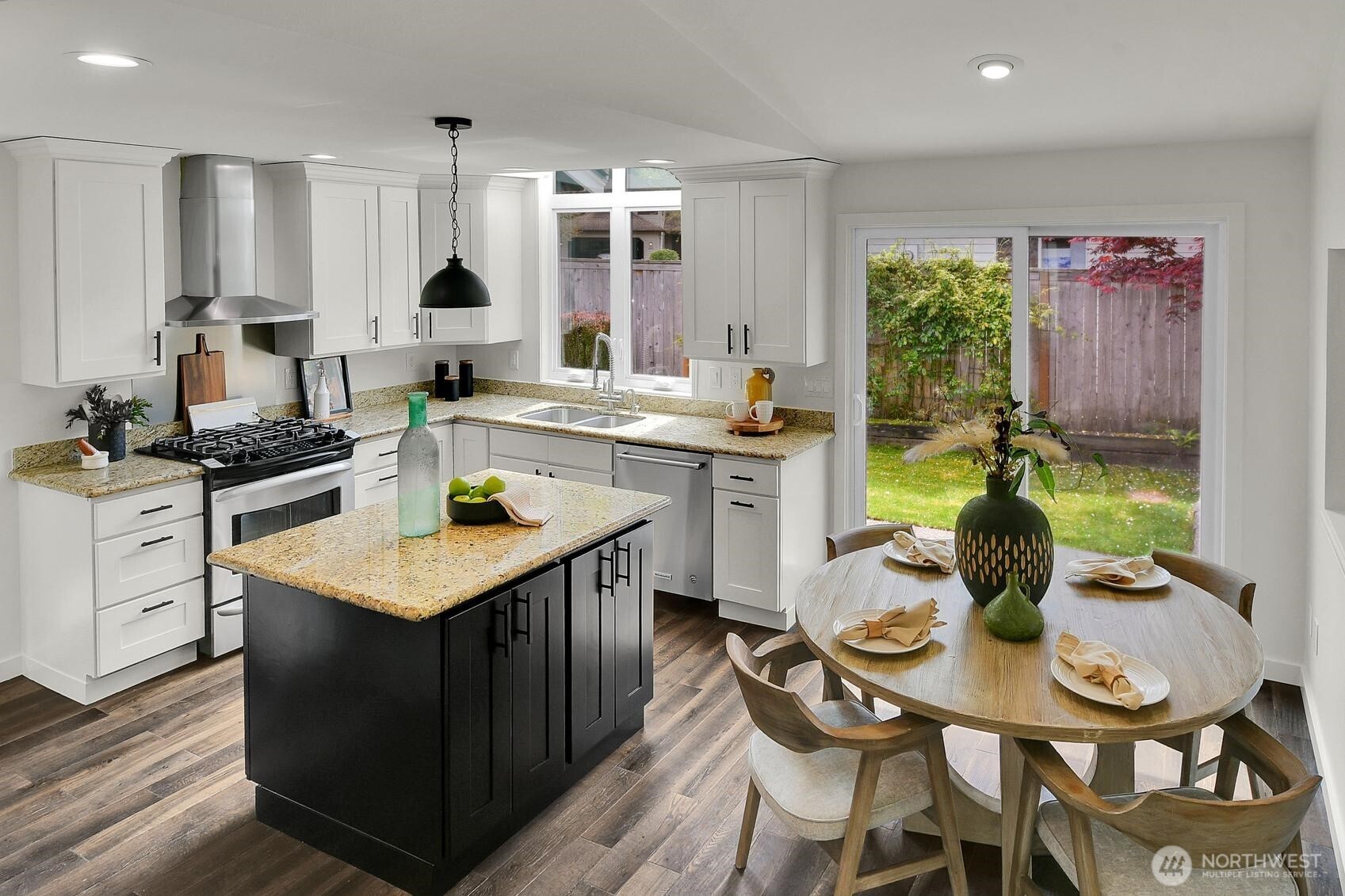 15631 SE 156th Street , Renton, WA 98058