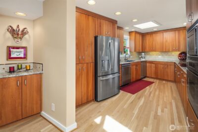 10 E Roanoke Street #2, Seattle, WA 98102-3281 - Photo 12