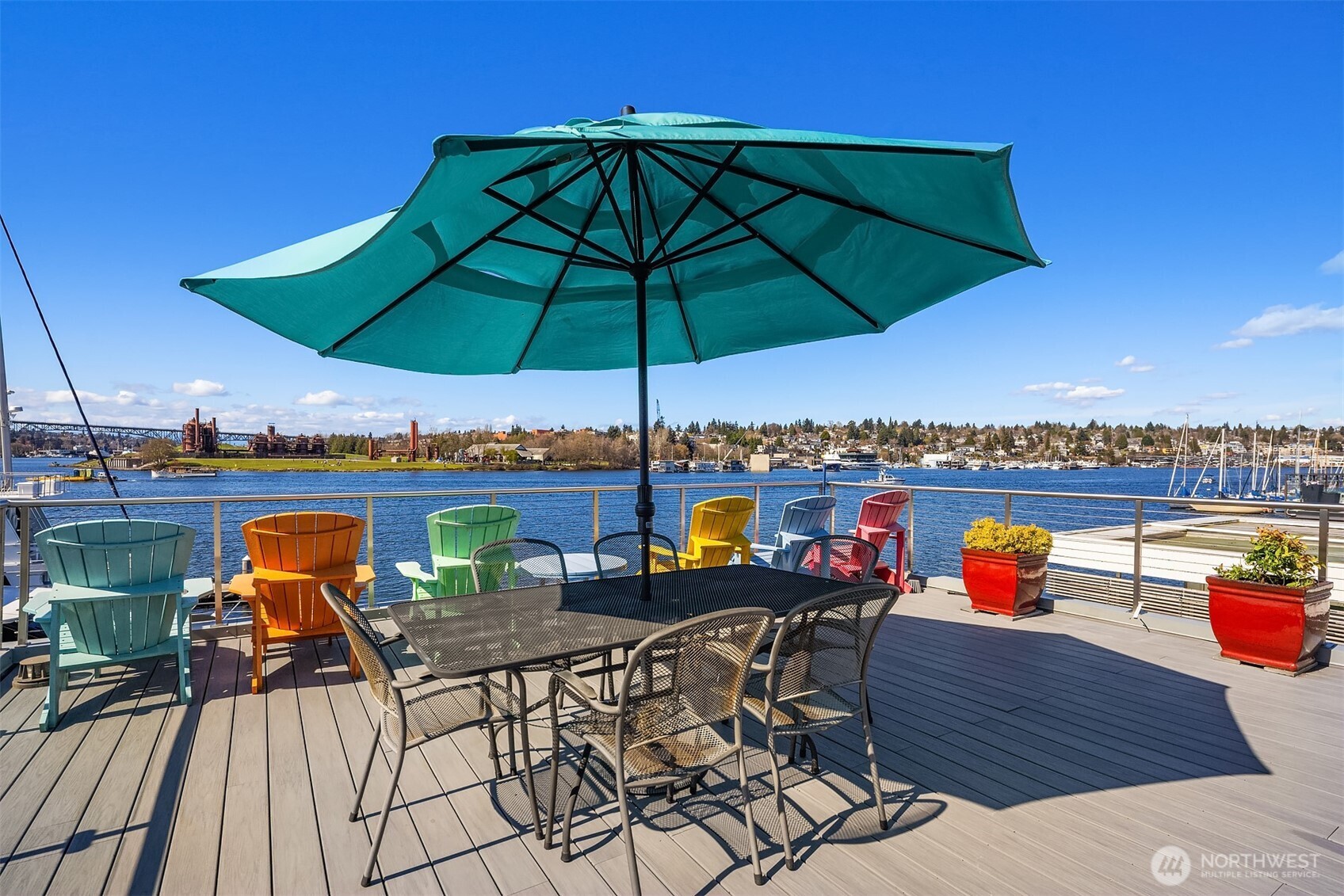 10 E Roanoke Street #2, Seattle, WA 98102-3281
