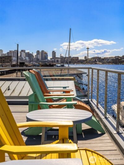 10 E Roanoke Street #2, Seattle, WA 98102-3281 - Photo 17