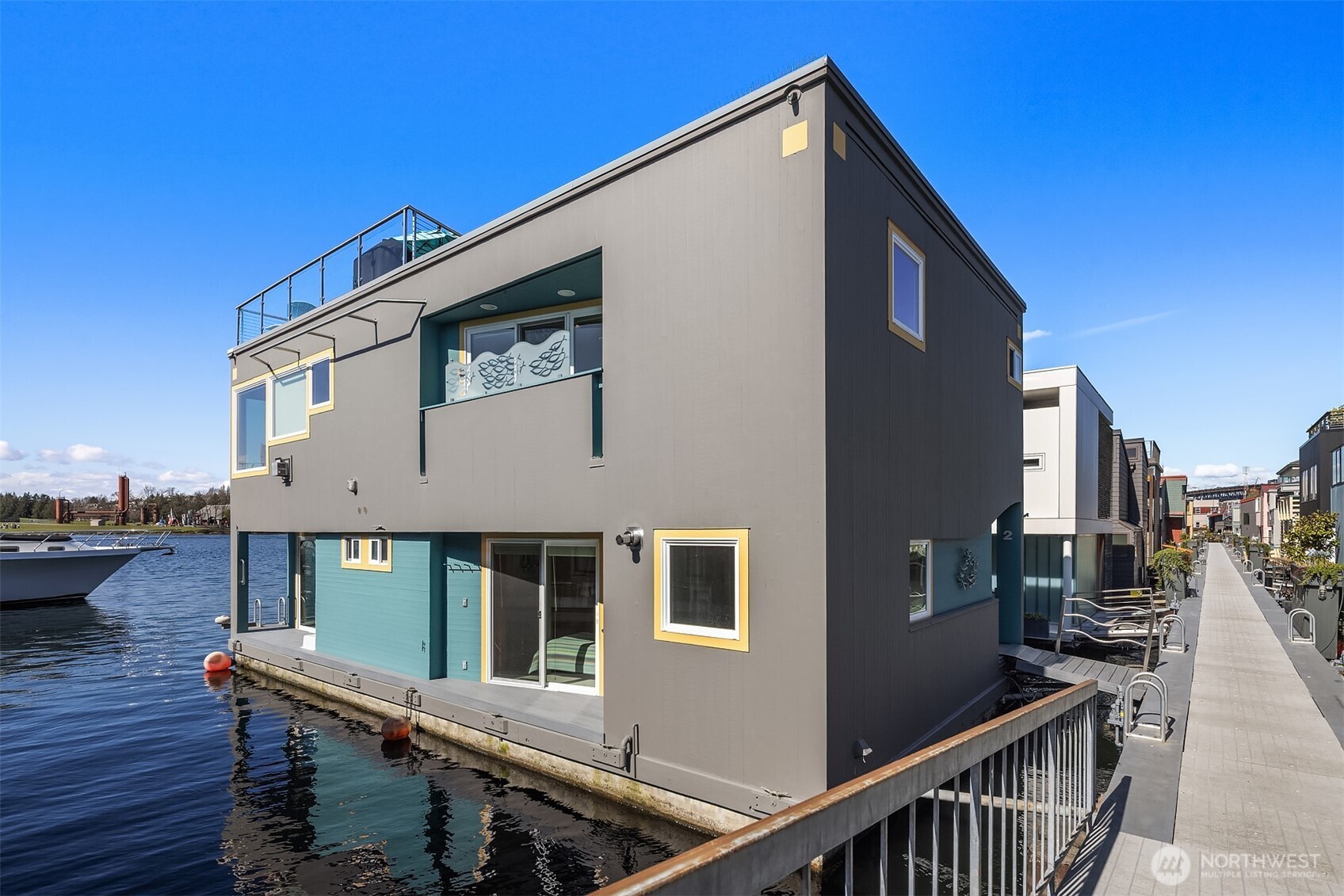 10 E Roanoke Street #2, Seattle, WA 98102-3281