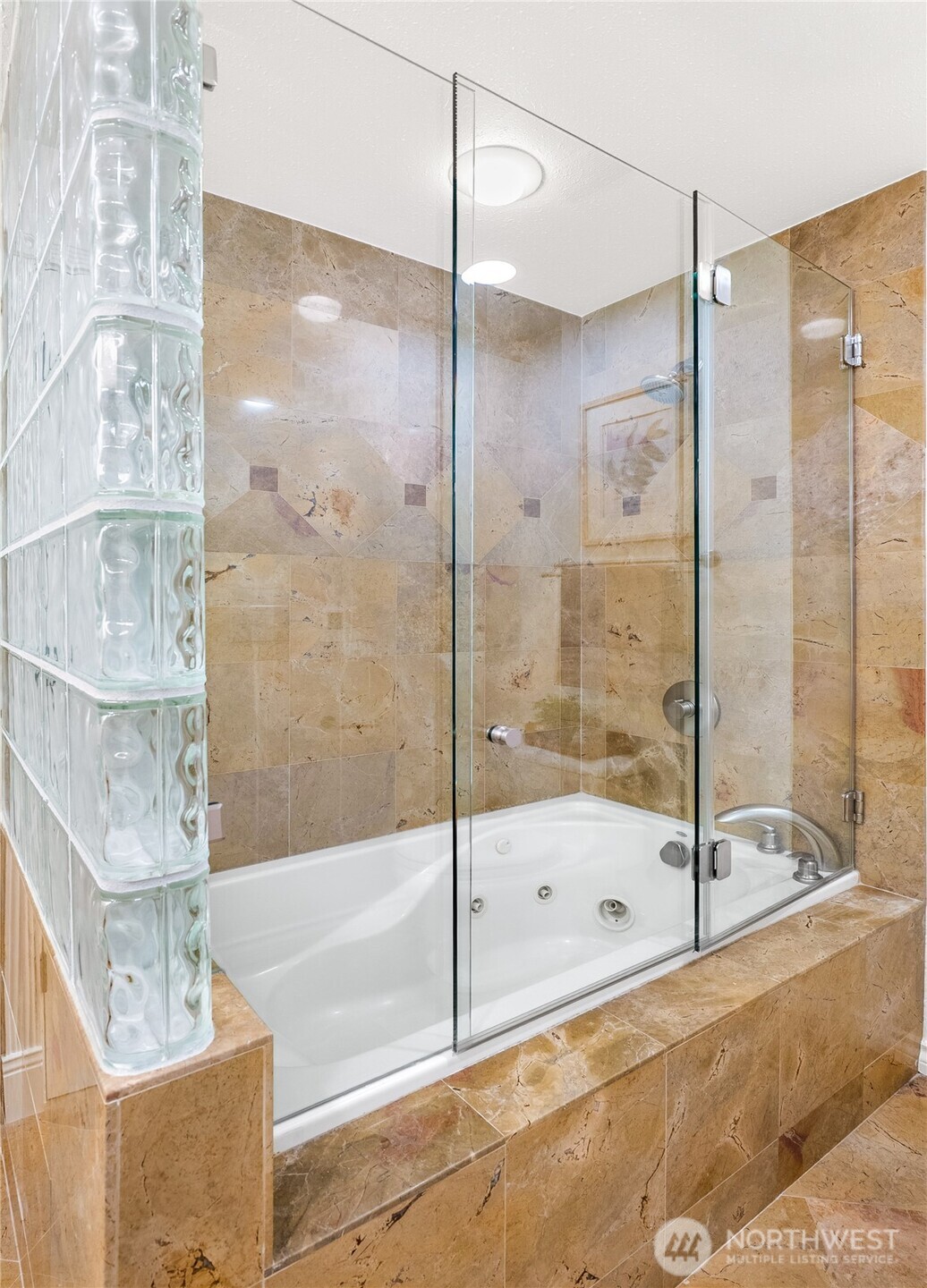 17811 7th Avenue W, Bothell, WA 98012