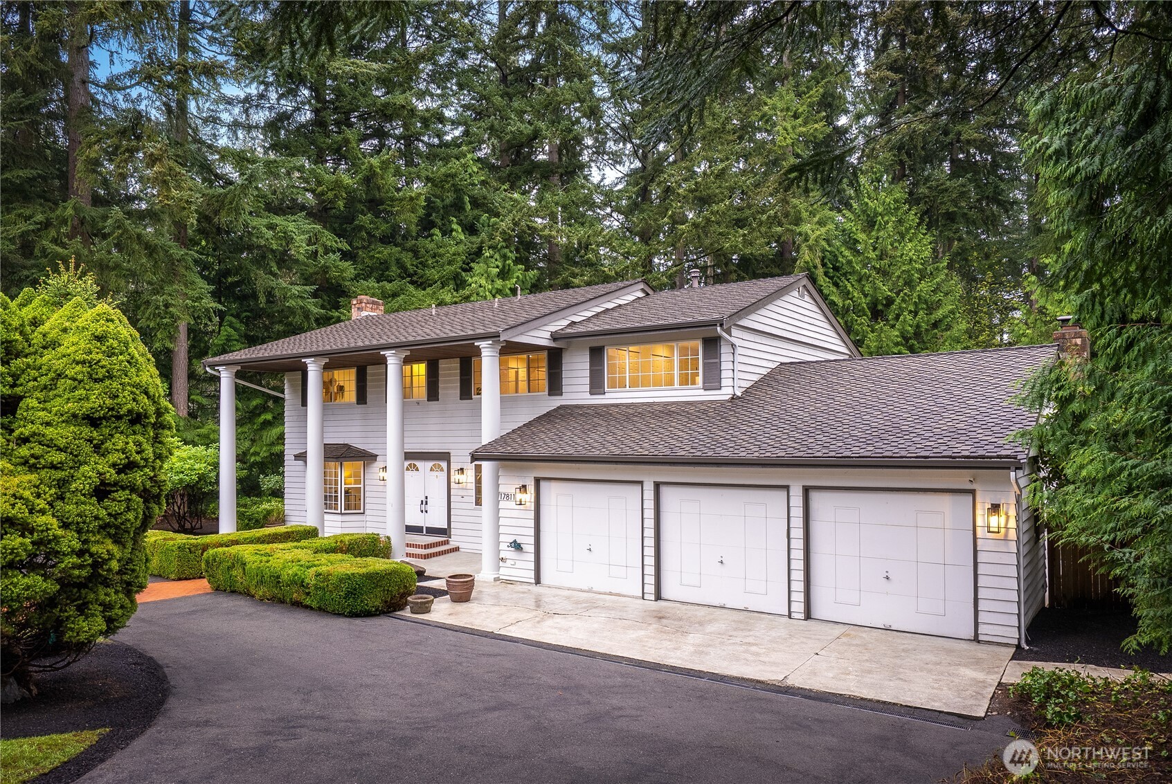 17811 7th Avenue W, Bothell, WA 98012