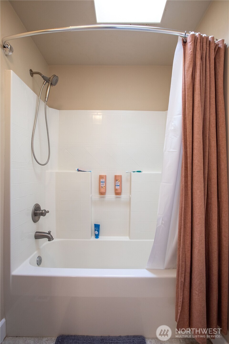 3930 Cameron Drive NE, Lacey, WA 98516