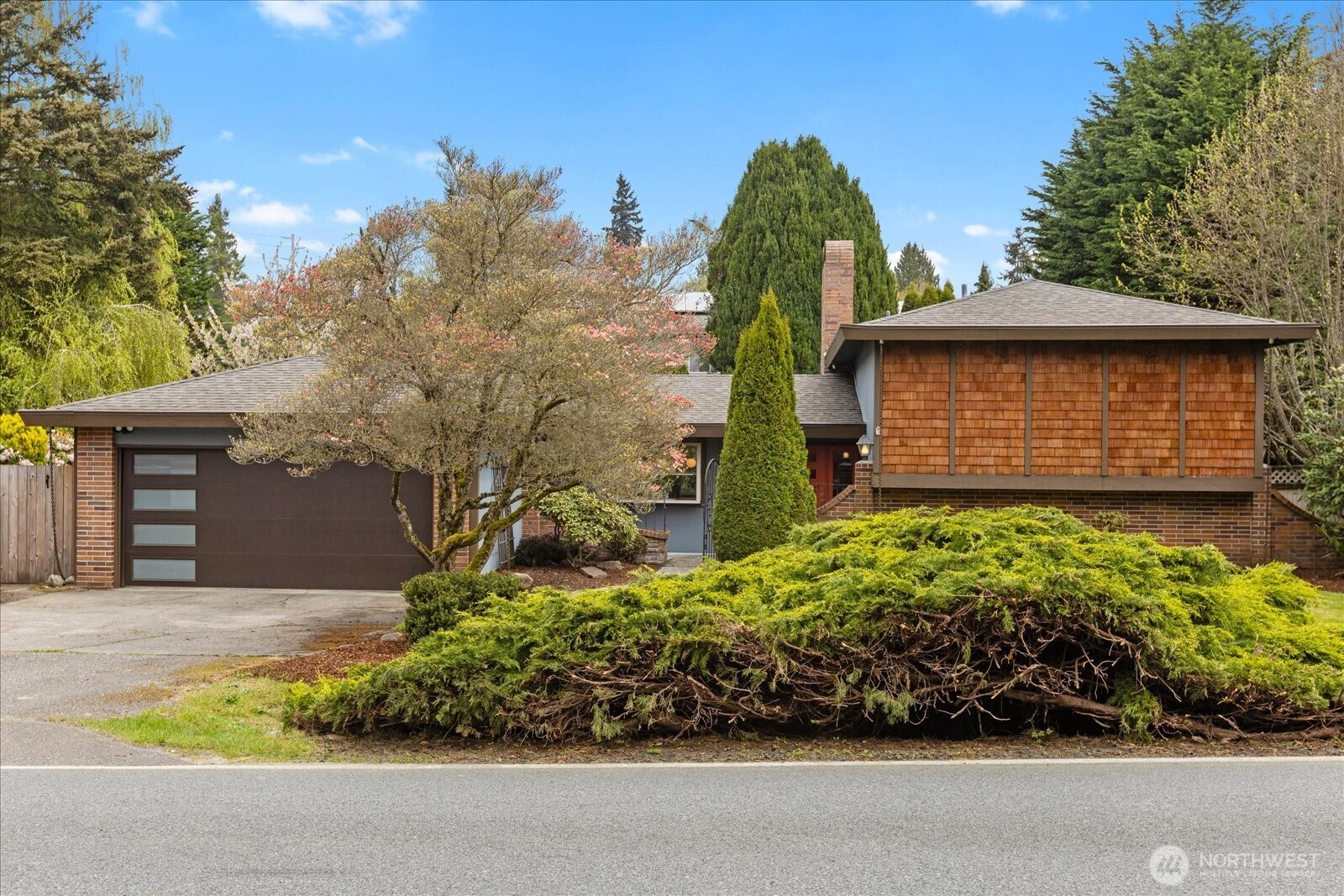 22017 95th Place W, Edmonds, WA 98020