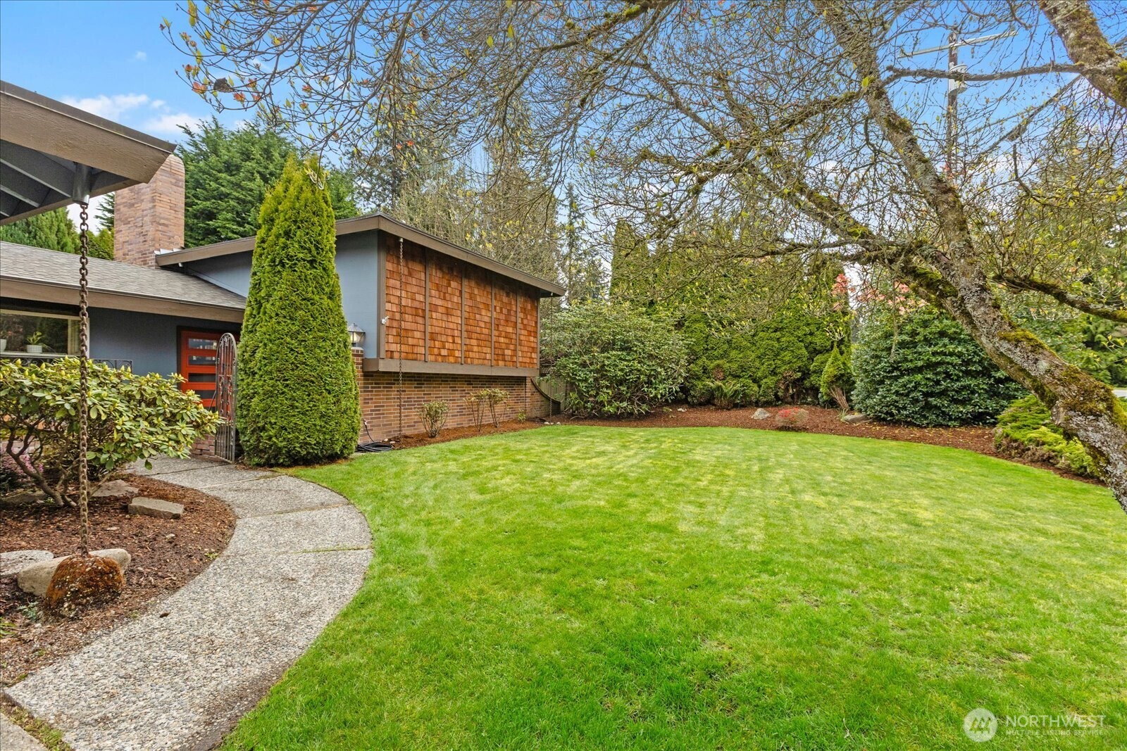 22017 95th Place W, Edmonds, WA 98020