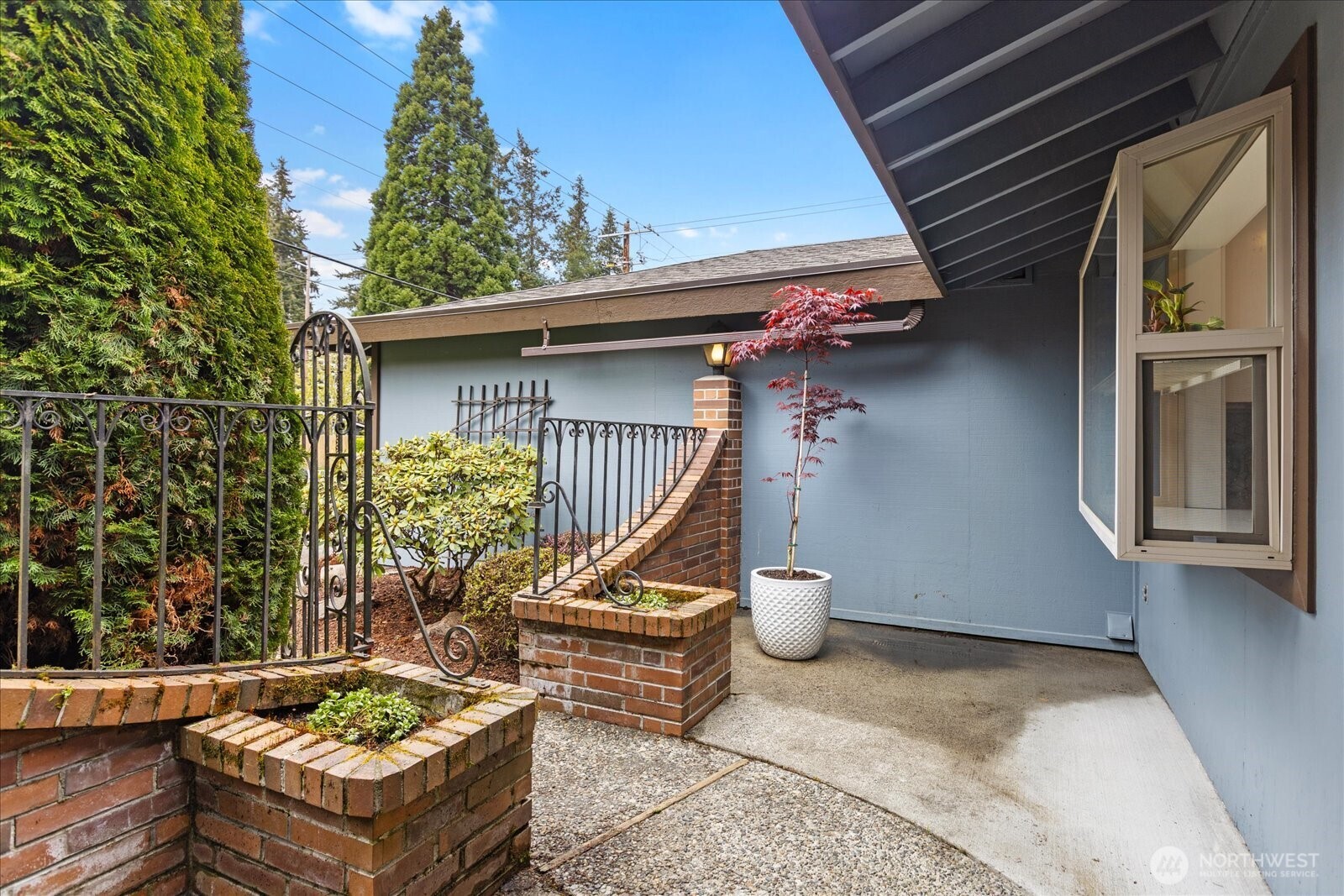 22017 95th Place W, Edmonds, WA 98020