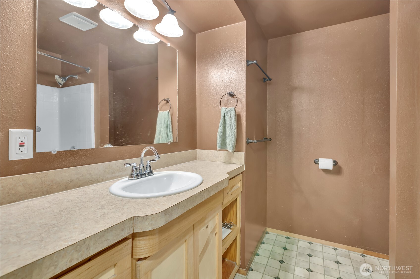 6932 Foster Drive SW, Olympia, WA 98512