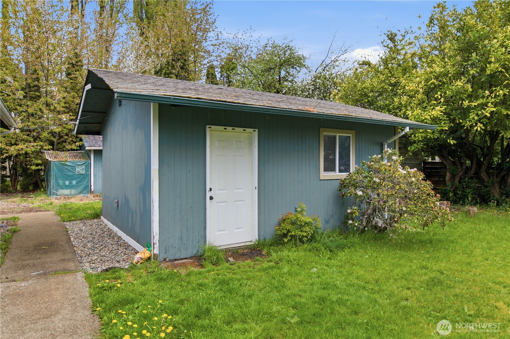 6932 Foster Drive SW, Olympia, WA 98512