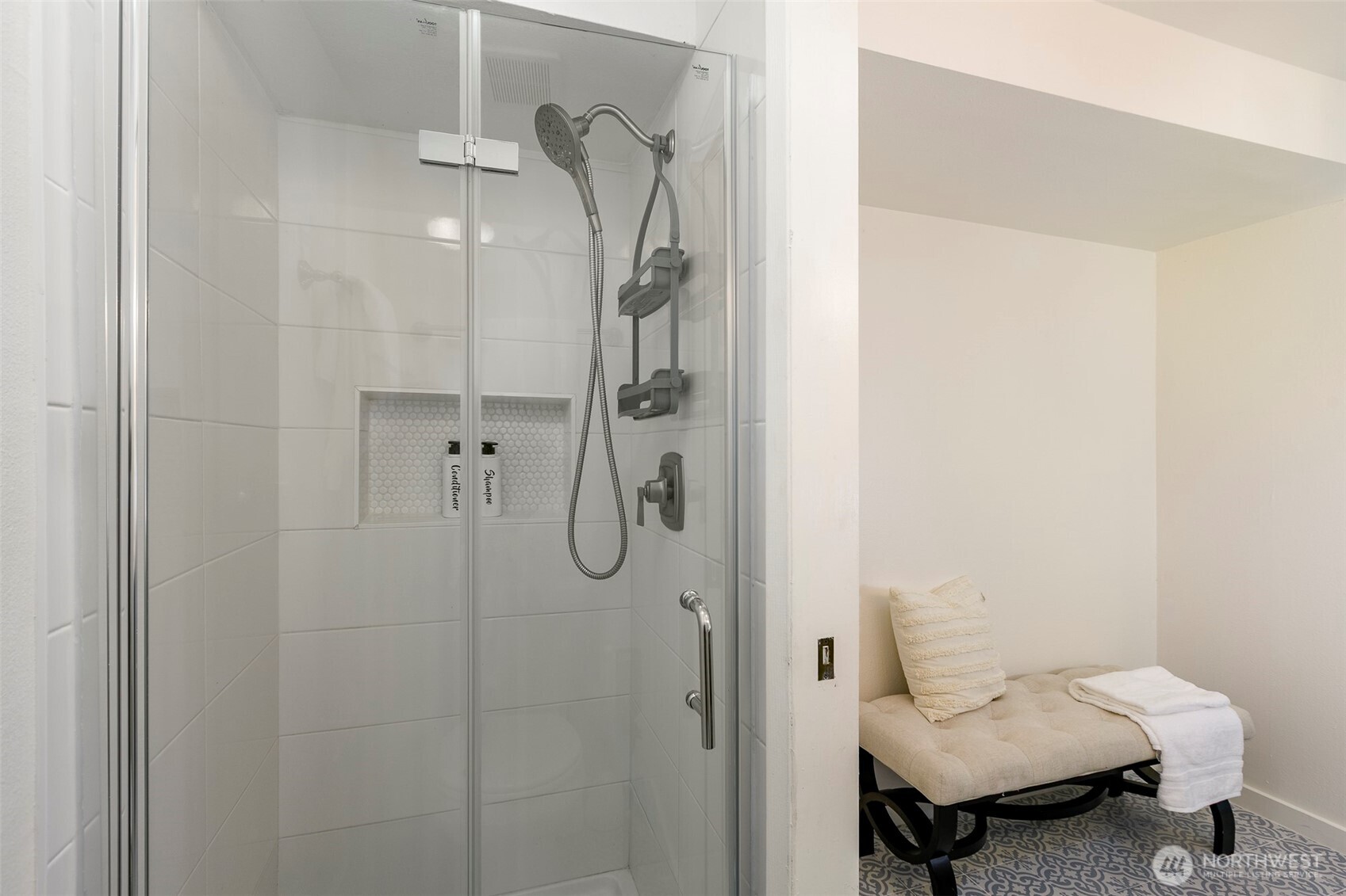 15812 NE 106th Street , Redmond, WA 98052