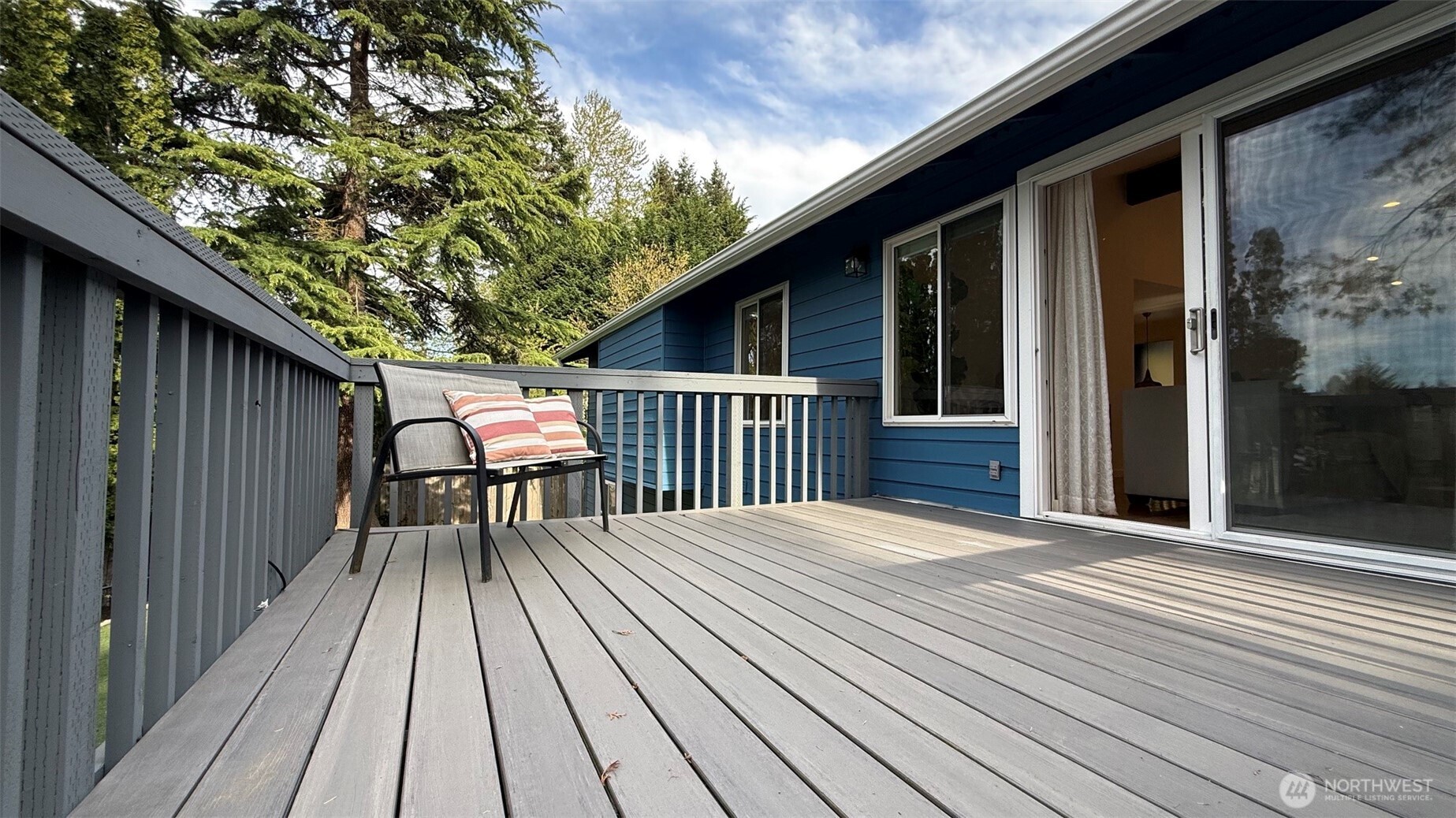 15812 NE 106th Street , Redmond, WA 98052