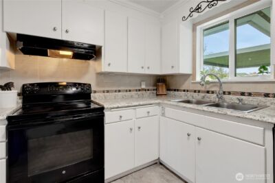 1108 20th Street NW, Puyallup, WA 98371 - Photo 12