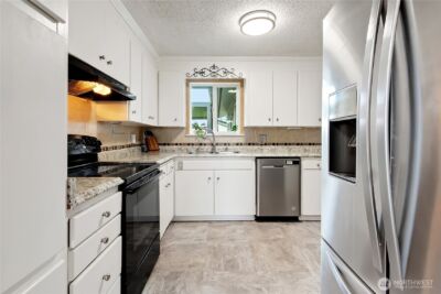 1108 20th Street NW, Puyallup, WA 98371 - Photo 13