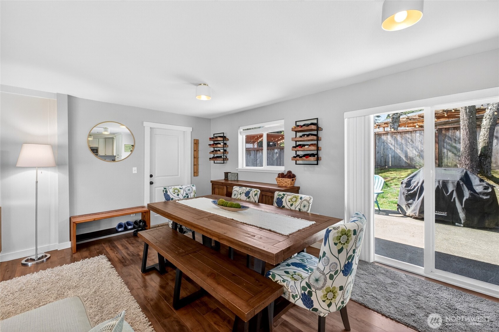 3842 N Winnifred Street , Tacoma, WA 98407