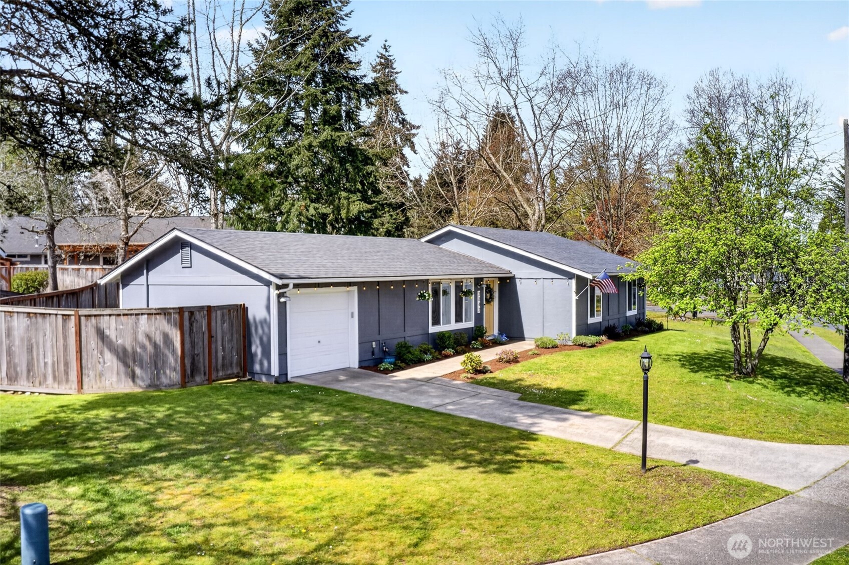 3842 N Winnifred Street , Tacoma, WA 98407