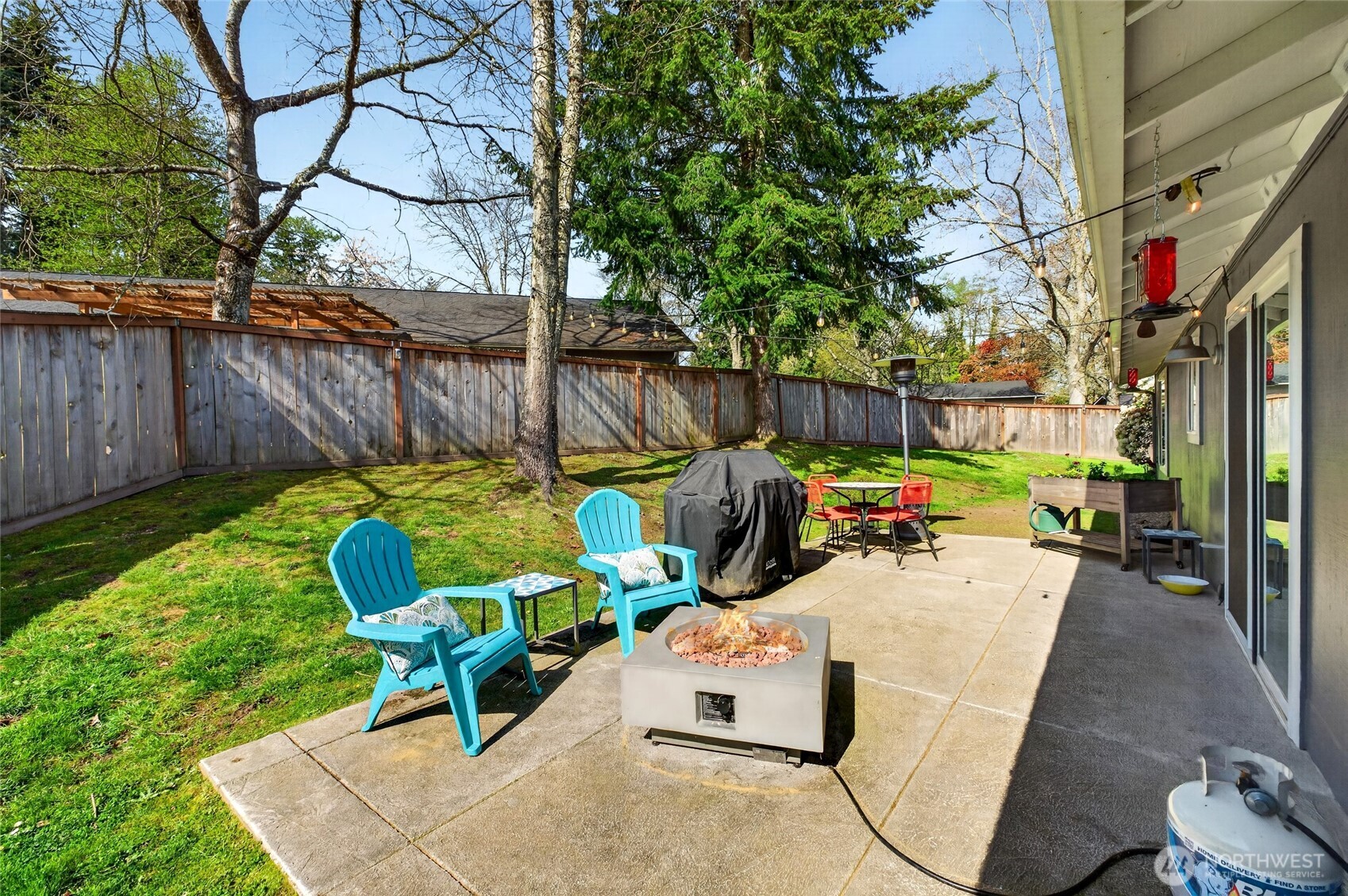 3842 N Winnifred Street , Tacoma, WA 98407