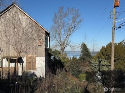 5221 S Ferdinand Street , Seattle, WA 98118