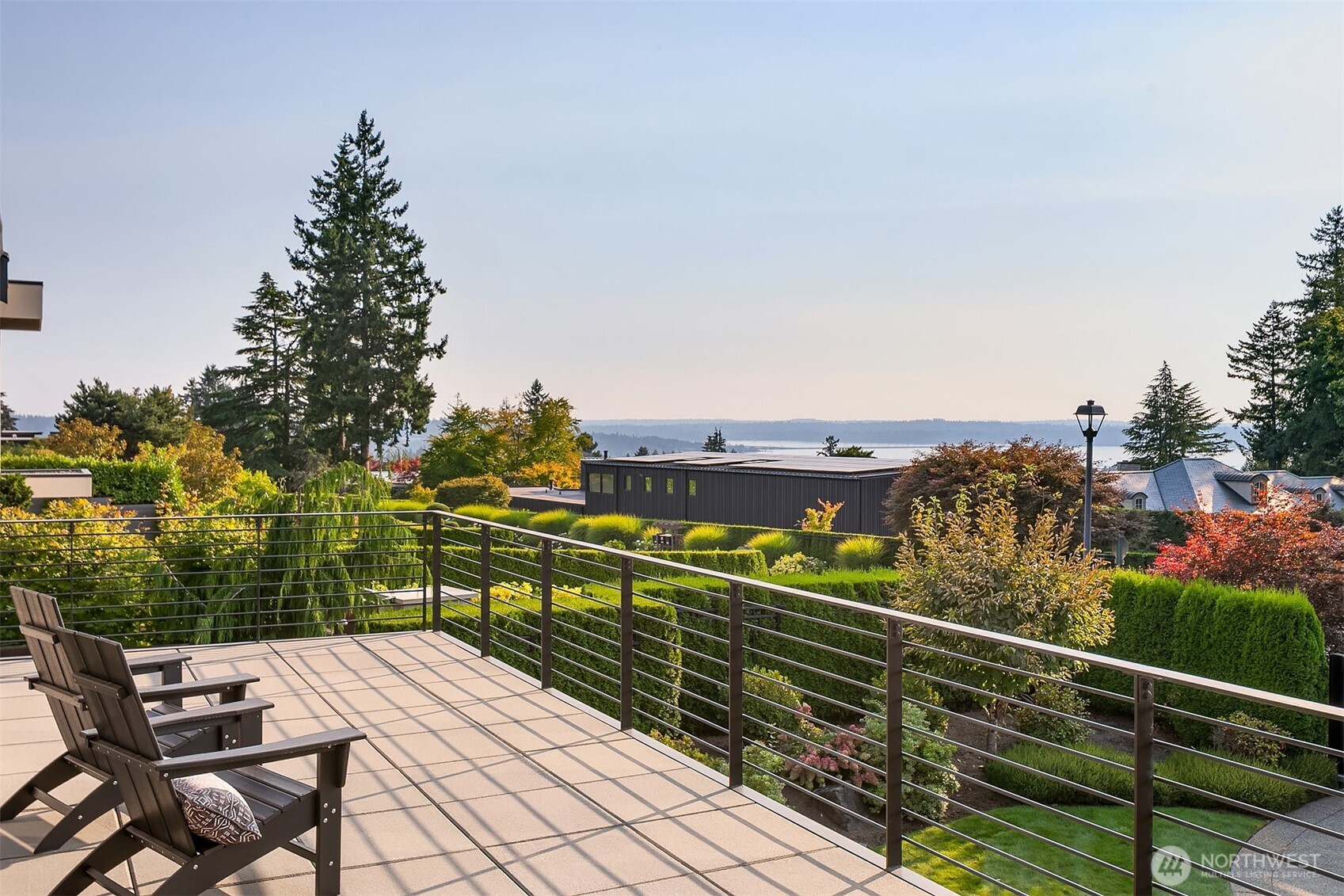 1918 94th Avenue NE, Clyde Hill, WA 98004